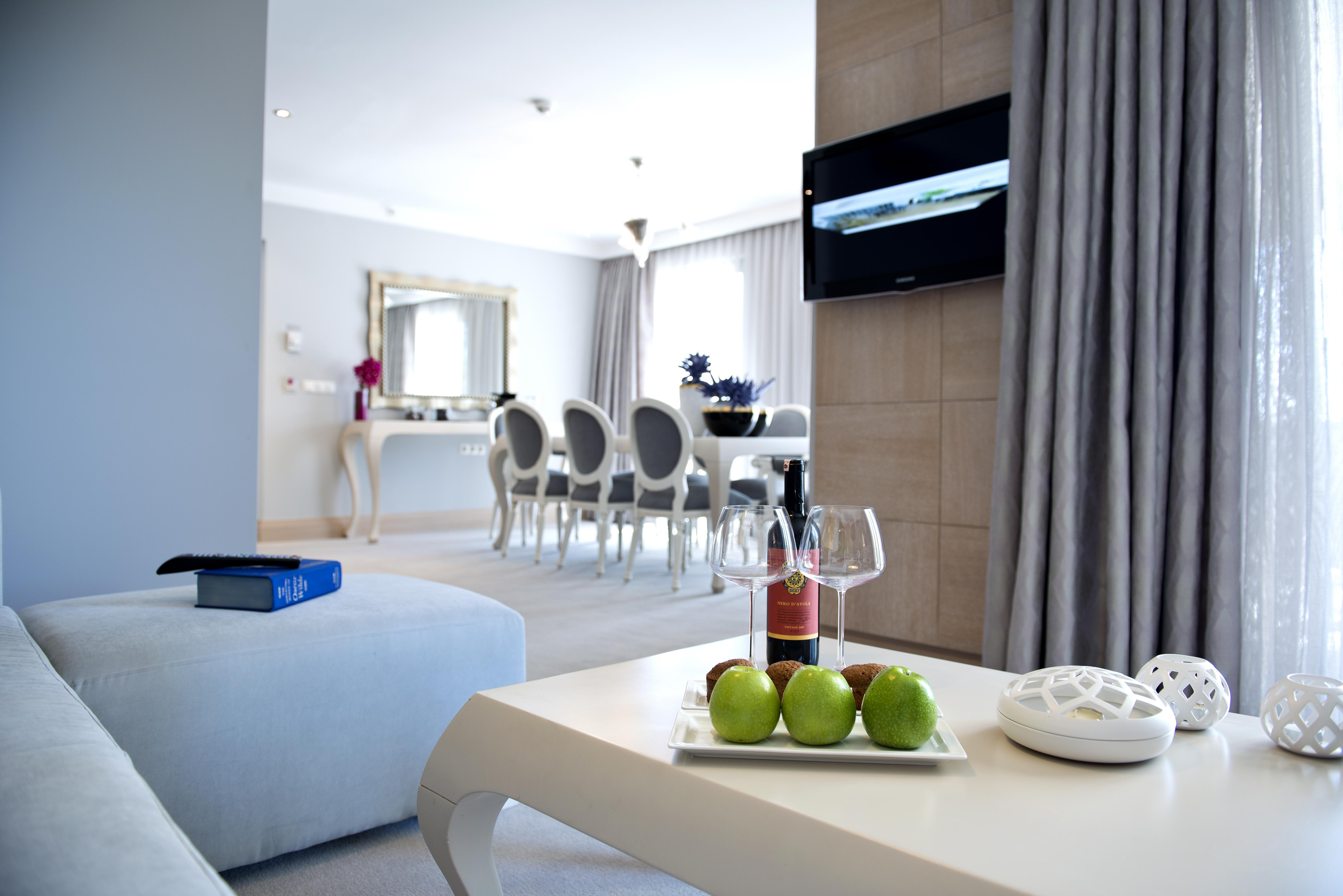 Ramada Resort By Wyndham Bodrum Bitez Eksteriør bilde